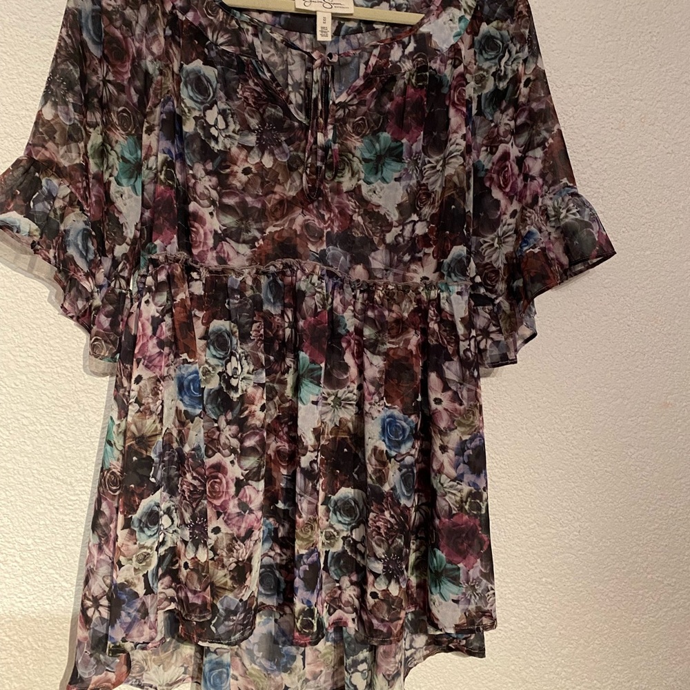 ❌SOLD❌ maternity top